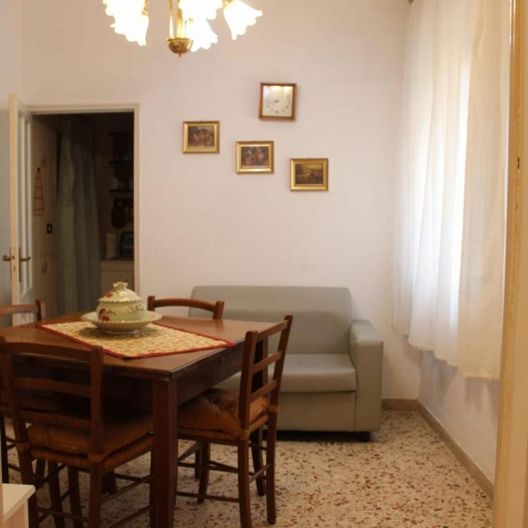 A Due Passi Dal Centro - Casa con 2 Camere da Letto - 8