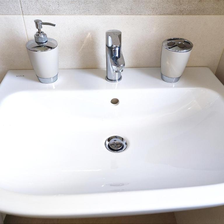 Liberi di Sognare - Camera Matrimoniale con Bagno Privato - 17