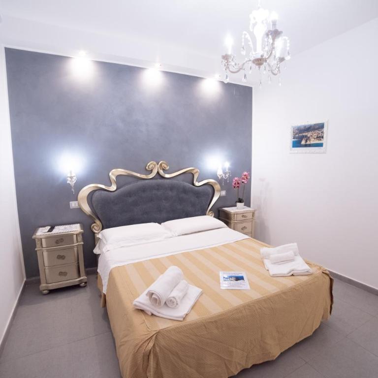 Residenza Luce Sul Mare - Large Double Room - 4