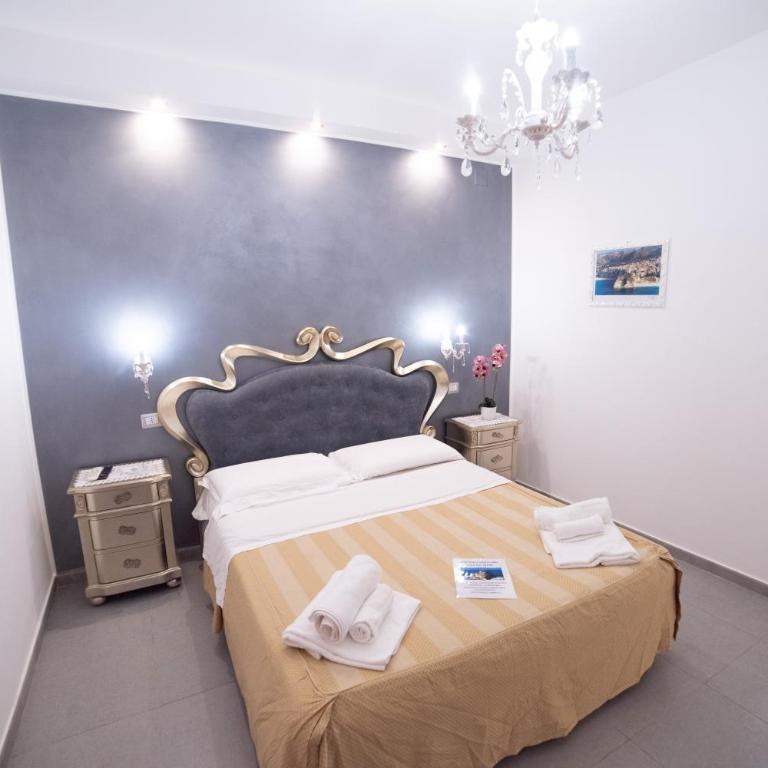 Residenza Luce Sul Mare - Large Double Room - 5