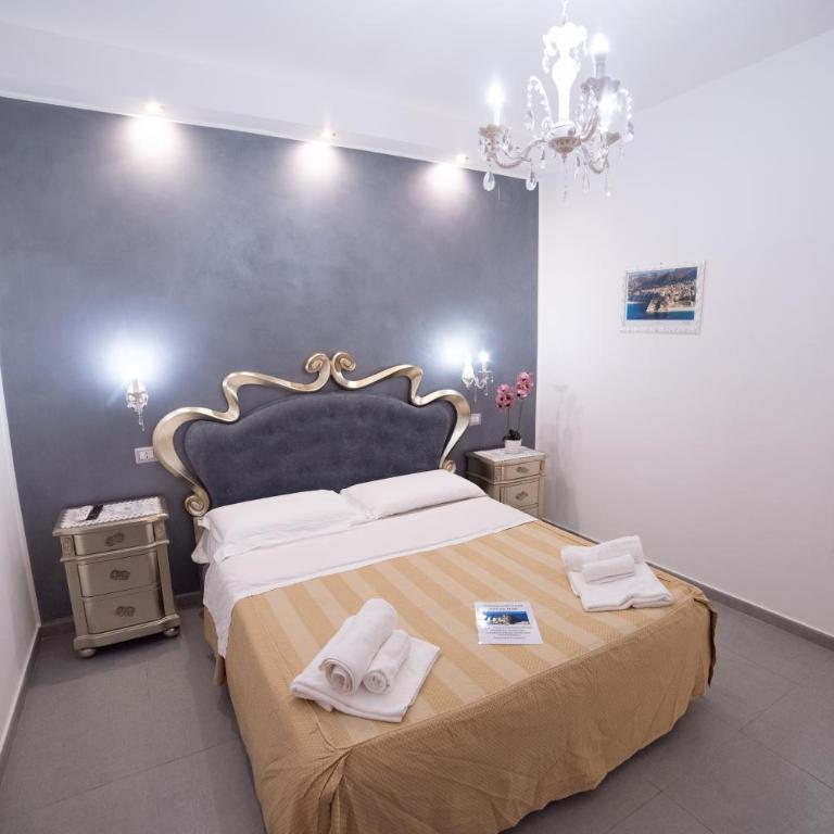 Residenza Luce Sul Mare - Large Double Room - 8