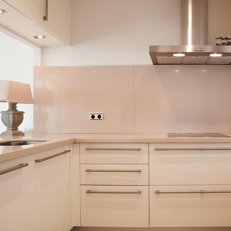 Luxury Spa Resort Marbella 2 bedroom 3 beds sauna gym pools jacuzzi - Apartamento de 2 dormitorios - 14