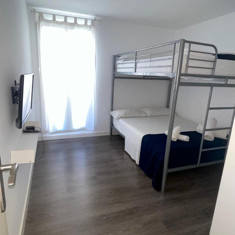 2 Bedroom Apartment Benalmadena - Apartamento de 2 dormitorios - 4