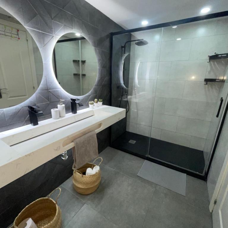 2 Bedroom Apartment Benalmadena - Apartamento de 2 dormitorios - 1