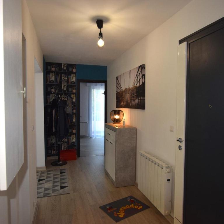 Appartement moderne avec balcon à Évian-les-Bains - Apartamento de 2 dormitorios - 5