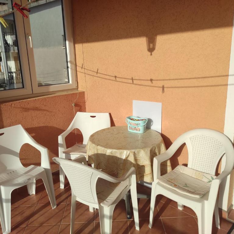 Guesthouse Djacic - Studio sa Bračnim Krevetom (Queen-size) - 3