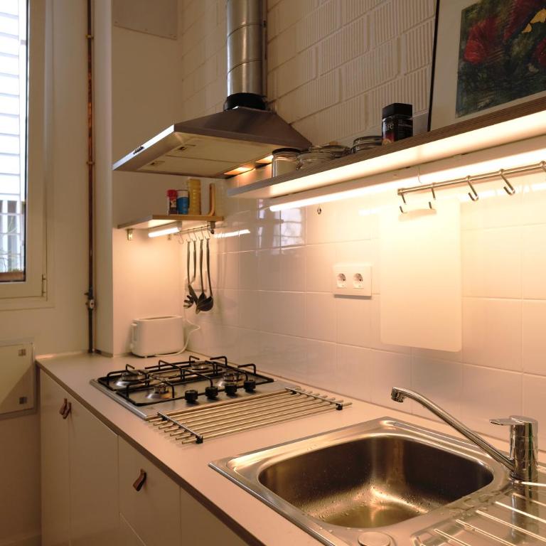 Casa entera e independiente con parking en pleno centro de Sevilla - Casa de 2 dormitorios - 12