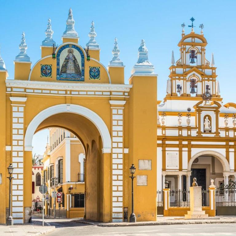 Casa entera e independiente con parking en pleno centro de Sevilla - Casa de 2 dormitorios - 3