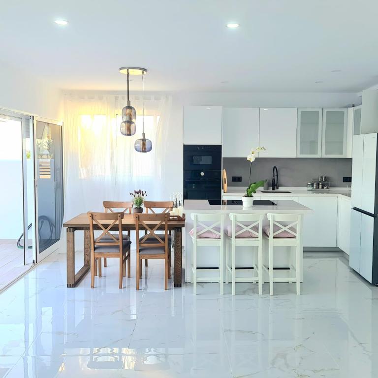Beachfront Heaven Apartment - Carvajal Beach - Apartamento de 3 dormitorios - 8