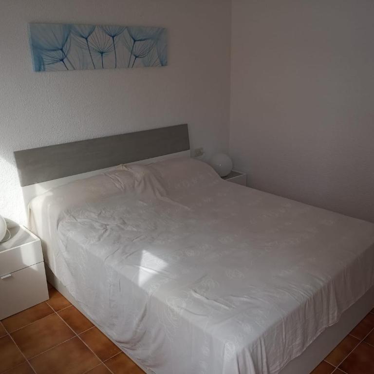 CASA ADOSADA AMPLIA, PEÑISCOLA PISCINAS PARKING Y PLAYA - Apartamento de 3 dormitorios - 5