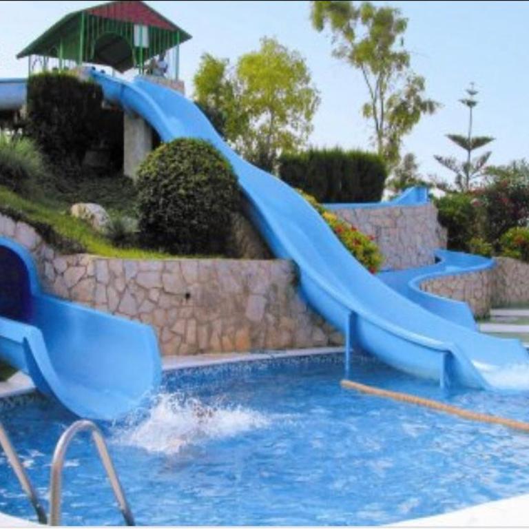 CASA ADOSADA AMPLIA, PEÑISCOLA PISCINAS PARKING Y PLAYA - Apartamento de 3 dormitorios - 21