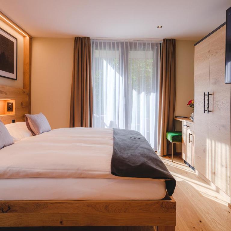 Hotel Tannenhof - Deluxe Doppelzimmer mit Balkon - 6
