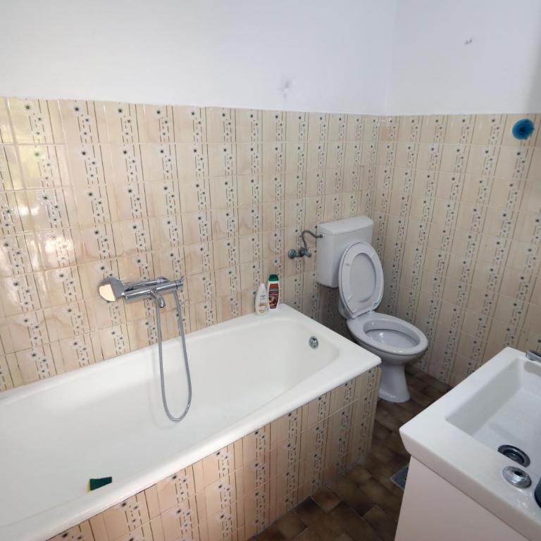 Apartments Pax - Two-Bedroom Apartment - 9