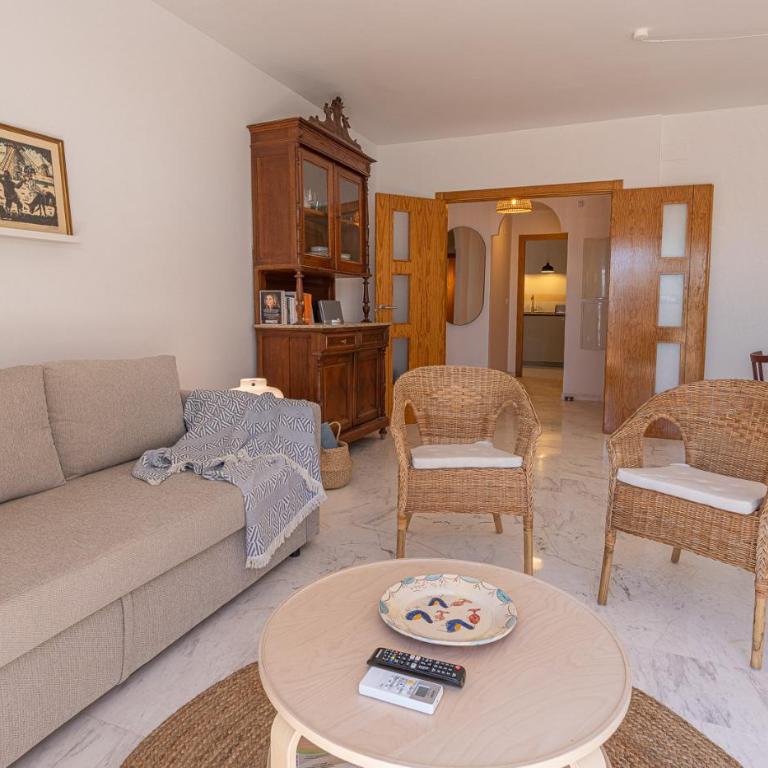 Blue Marine Gardens I with Pool - Two-Bedroom Apartment - 6