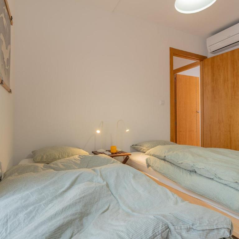 Blue Marine Gardens I with Pool - Two-Bedroom Apartment - 17