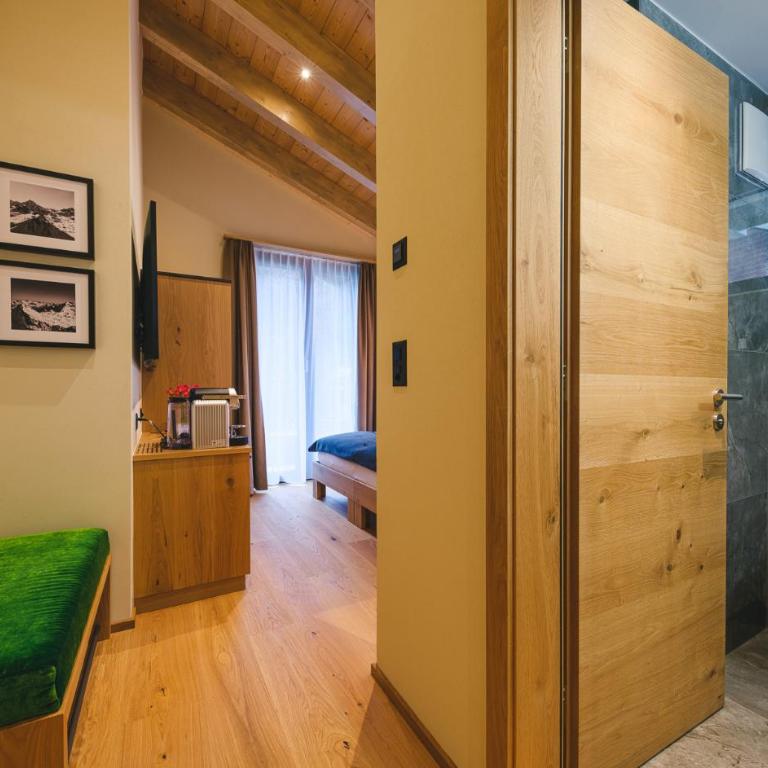 Hotel Tannenhof - Deluxe Doppelzimmer mit Balkon - 18