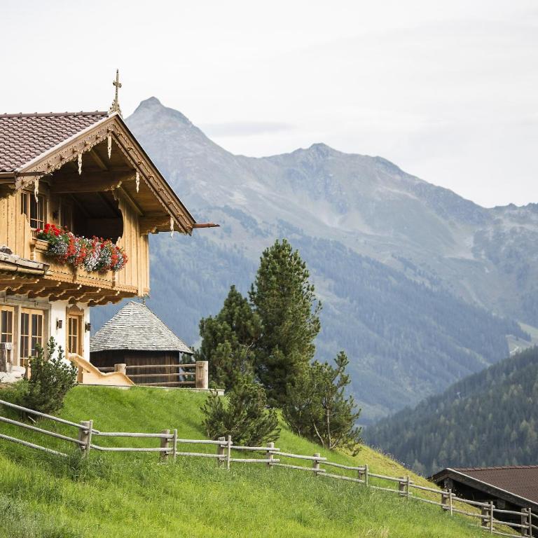 Chalet Bischofer- Bergwelt - Chalet mit Balkon und Terrasse (20 Erwachsene) - 33