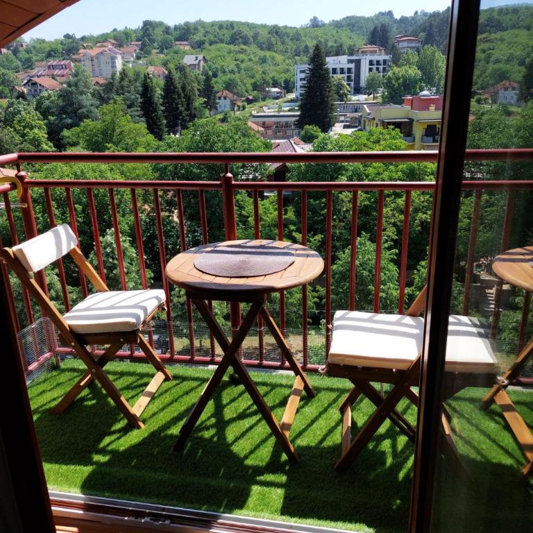 Promenada View Snežnik - One-Bedroom Apartment - 1