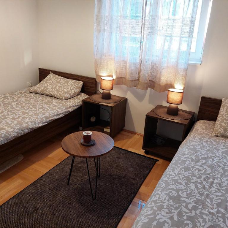 Promenada View Snežnik - One-Bedroom Apartment - 16