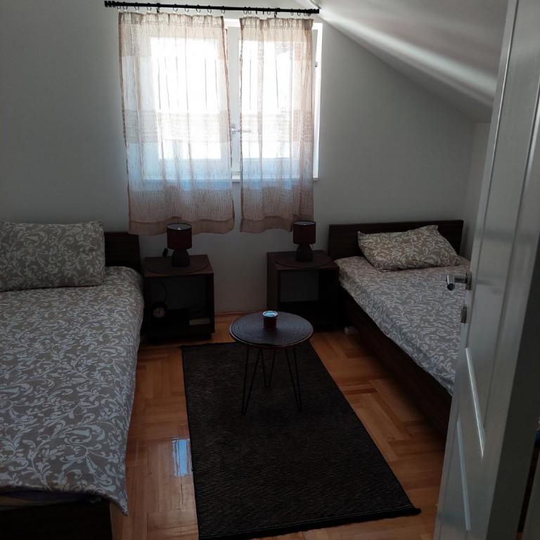 Promenada View Snežnik - One-Bedroom Apartment - 17