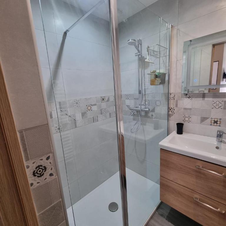 Coeur de Cauterets appartement 53m² 4/6 personnes - Appartement 2 Chambres - 11