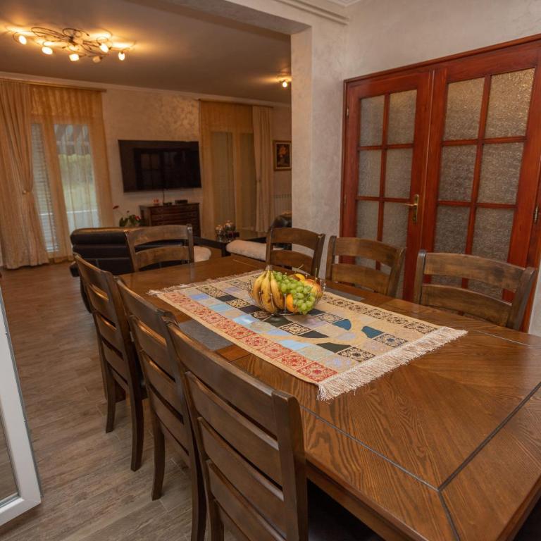 Villa MontAnja - Villa - 10