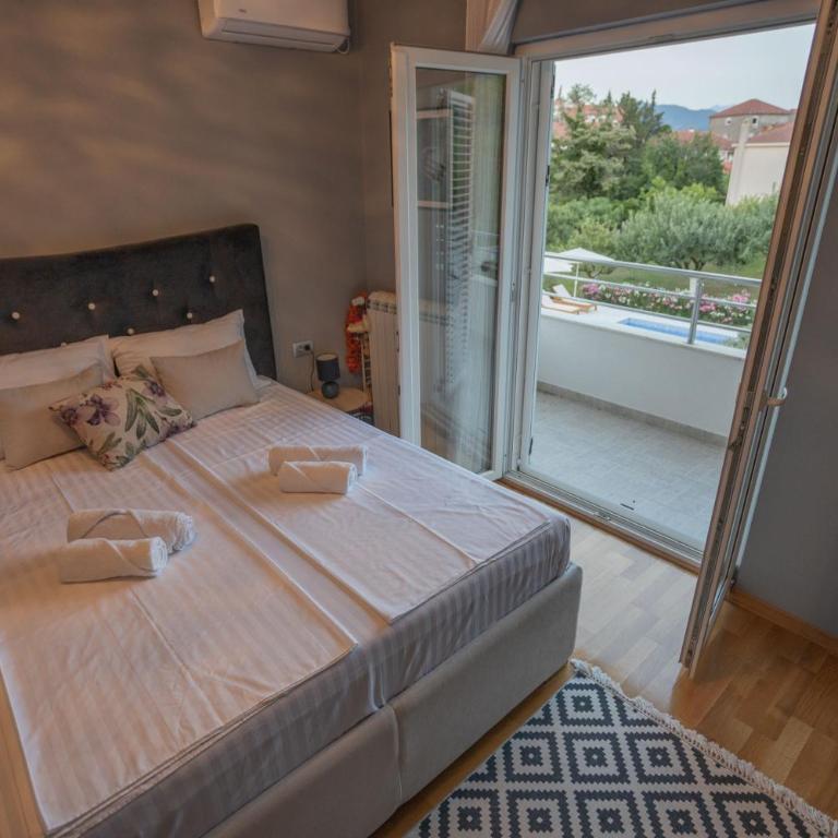 Villa MontAnja - Villa - 13