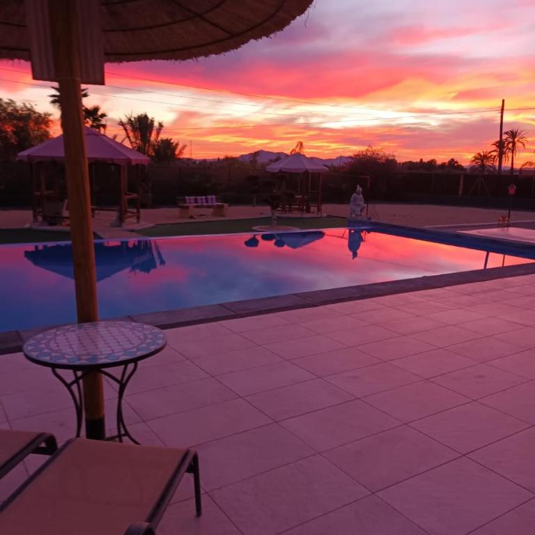 casadelfenix - Double Room with Garden View - 1