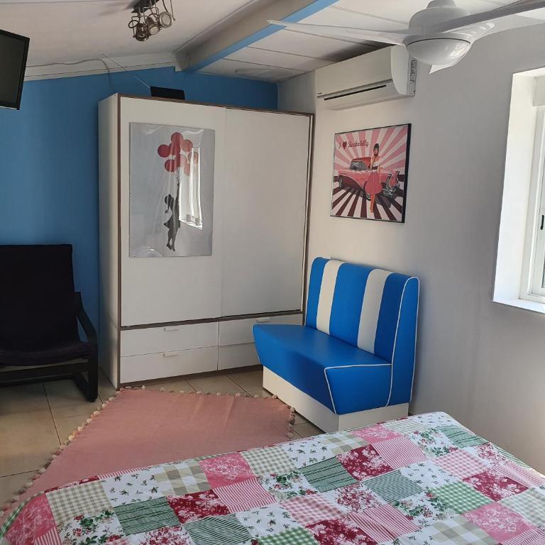 casadelfenix - Double Room with Garden View - 8