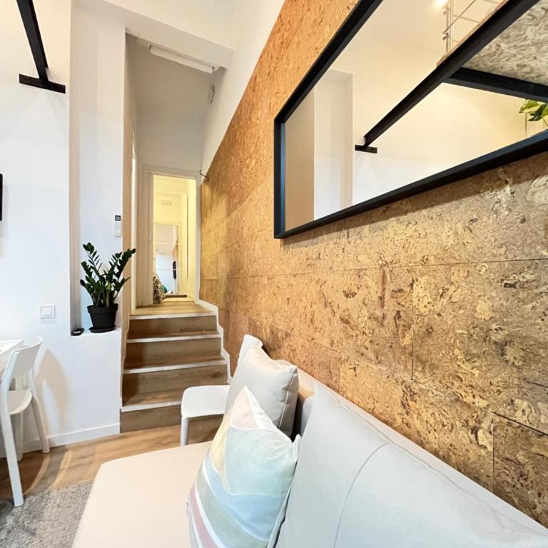 Ile Aina Malasaña Temporal - Two-Bedroom Apartment - 21