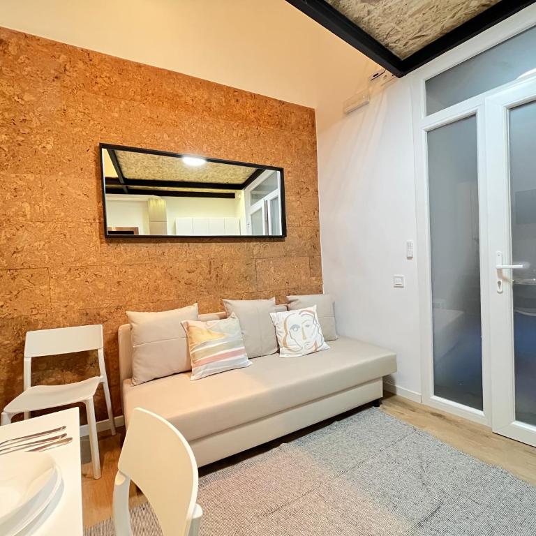 Ile Aina Malasaña Temporal - Two-Bedroom Apartment - 26