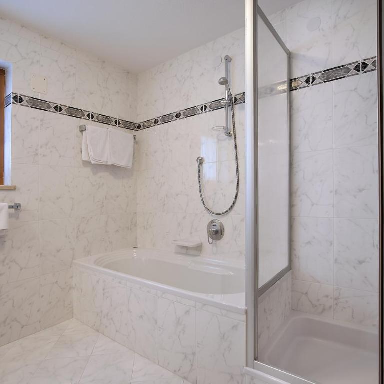 Hotel Italia - Suite Junior - 3