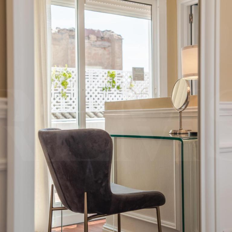 Duplex with private rooftop & view on San Juan church by REMS - Apartamento con terraza - 35
