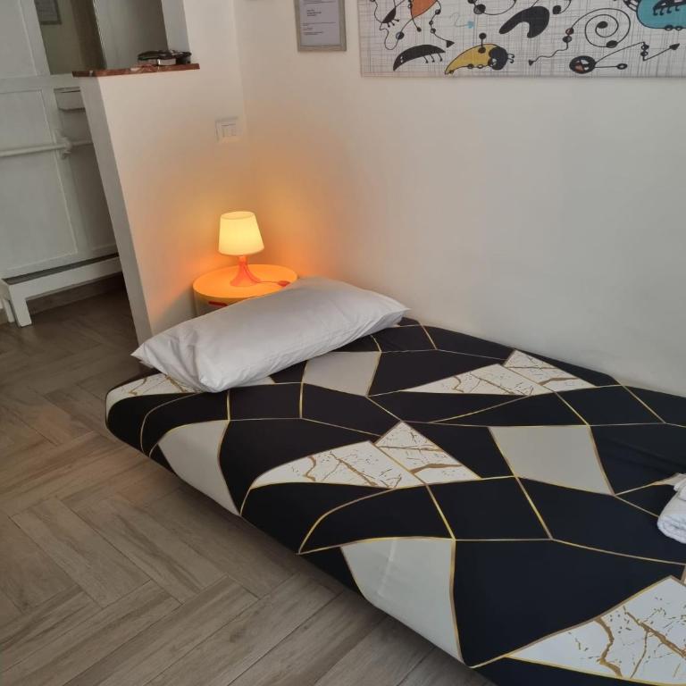 FRAiMARI Home - One-Bedroom Apartment - 34