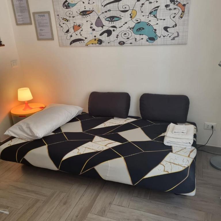 FRAiMARI Home - One-Bedroom Apartment - 35