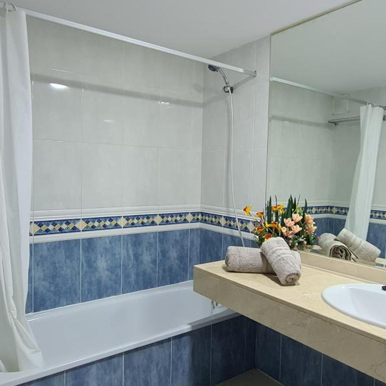 Beautiful garden flat nearly refurbished free WiFi - Apartamento de 1 dormitorio - 4