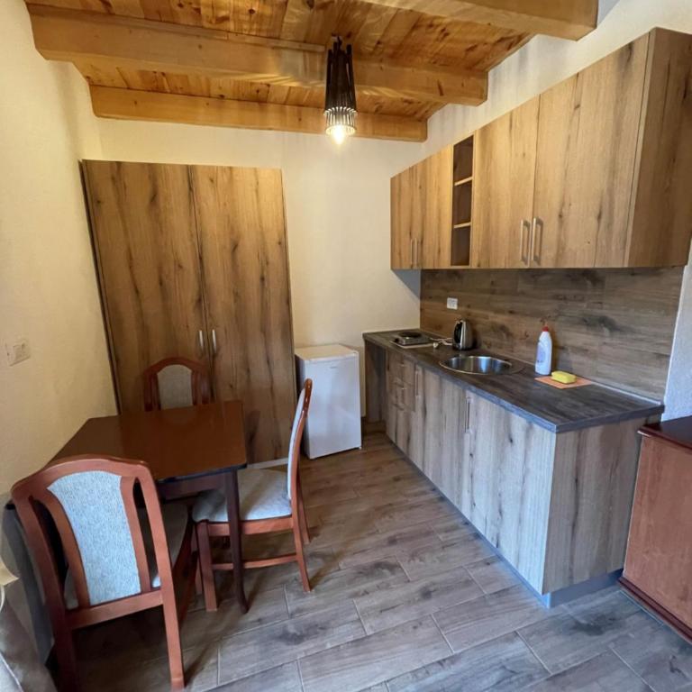 Etno selo Zminica - Two-Bedroom House - 9