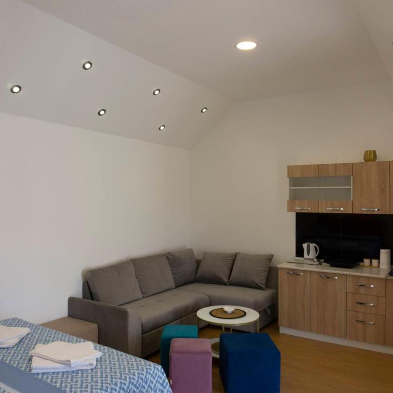 CasaBlanca - Deluks Apartman - 13