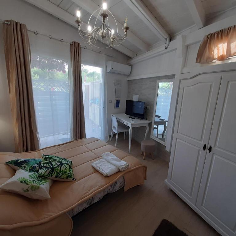 Casa Brezza Marina - Camera Deluxe - 11
