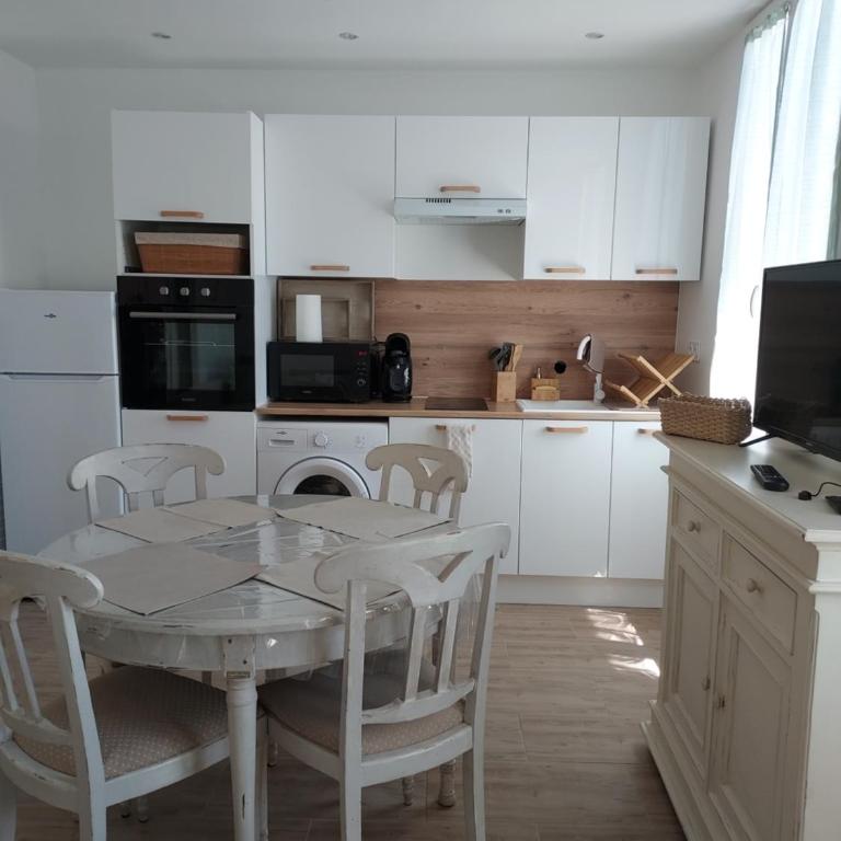 Toulon, soleil et douceur I - Appartement 1 Chambre - Vue sur Jardin - 7