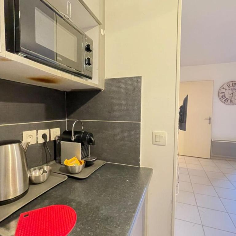 La Cave Proche gare Centre-Ville Wifi-Netflix - Appartement - 10