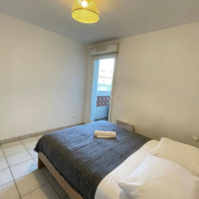 La Cave Proche gare Centre-Ville Wifi-Netflix - Appartement - 17