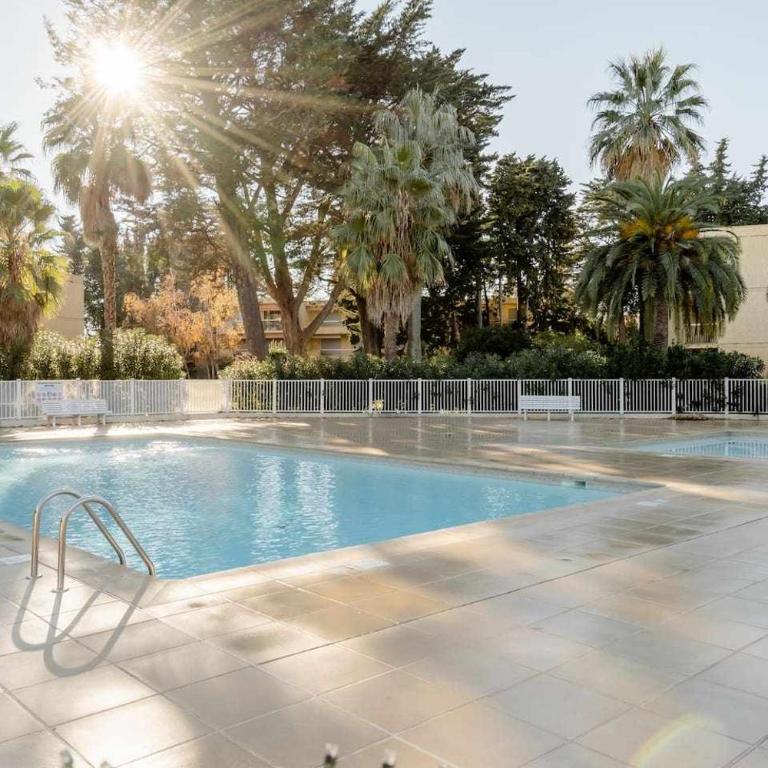 Hello Côte d'Azur - Spacious apartment at a 5 min walk from the beach - Appartement 2 Chambres - 1