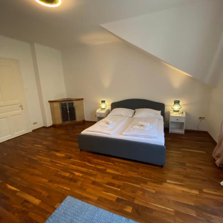 Schlossberg Blick Apartment -Top 7 self check-in - Apartment mit 1 Schlafzimmer - 3