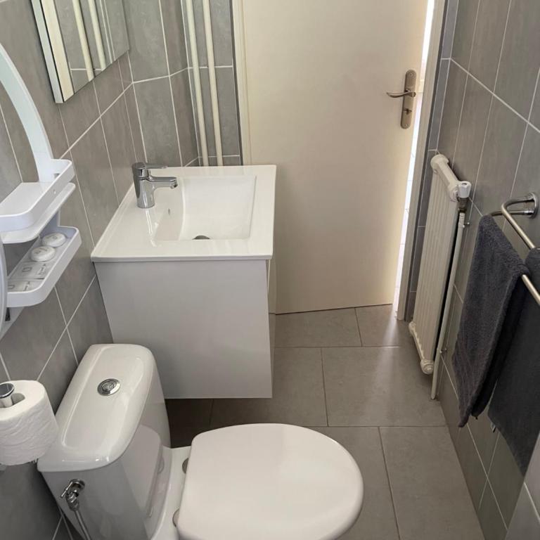 Motel Esterel - Apartment - 4