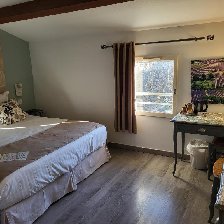 Logis Hotel la Ferme - Chambre Lit King-Size - 4