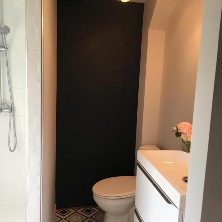Les pommiers - Chambre Double avec Salle de Bains Privative - 2