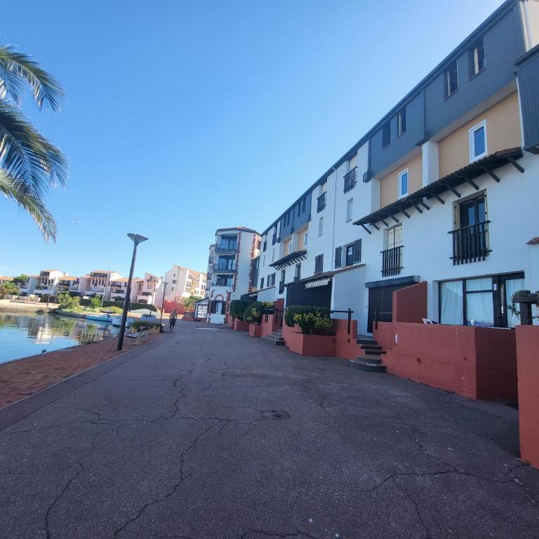 La Coudalere - F2 avec WiFi - Vue sur Sunset - Piscine chauffée - Apartment mit 1 Schlafzimmer - 23