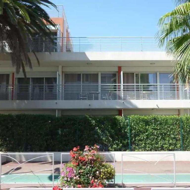 Côte d'Azur joli studio 3 étoiles , 50m plage, climatisation , parking privé - Appartement 1 Chambre - 15