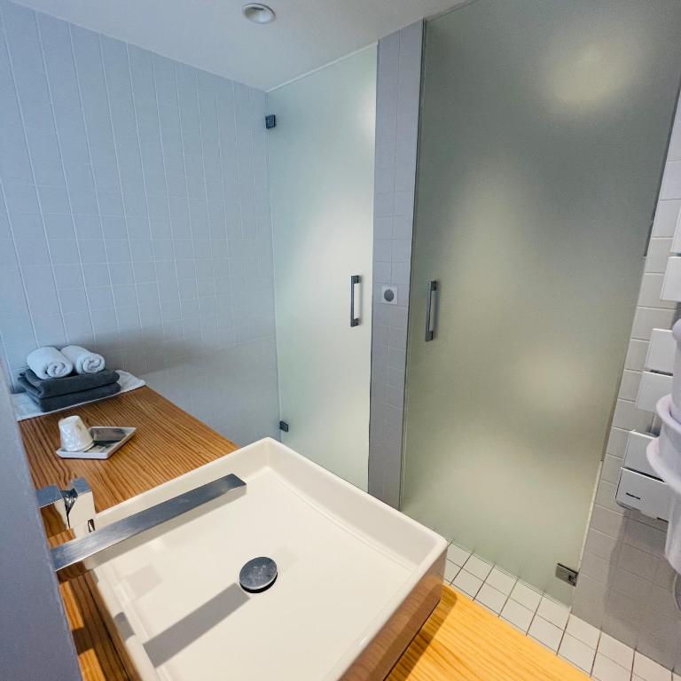 Hotel Restaurant Santiago - Chambre Lits Jumeaux avec Douche - 2
